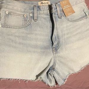 NWT JR/women’s jean shorts